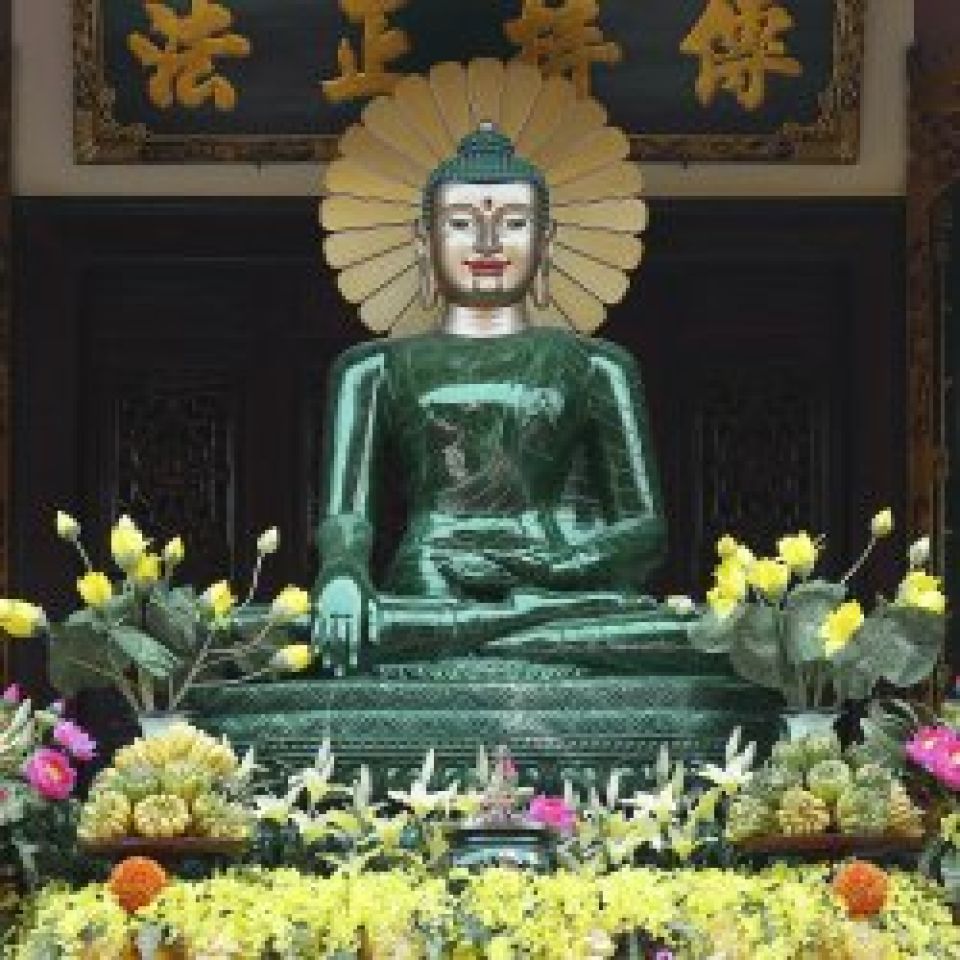 Zorgen voor het lichaam van de Boeddha